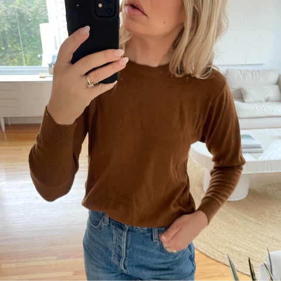 Vintage 30% Wool Burnt Orange Crewneck - Picture 2 of 9